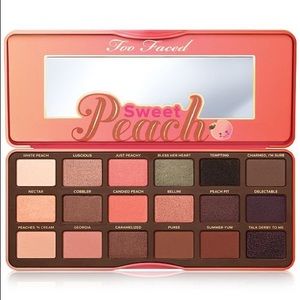 Too faced peach palette